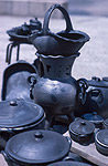 Typisches schwarze Keramik