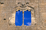 Manuelinisches Fenster der Burg in Belmonte